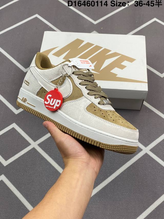 310 耐克Nike Air Force 1‘07 空军一号低帮百搭休闲运动板鞋。柔软、弹性十足的缓震性能和出色的中底设计，横跨复古与现代的外型结合，造就出风靡