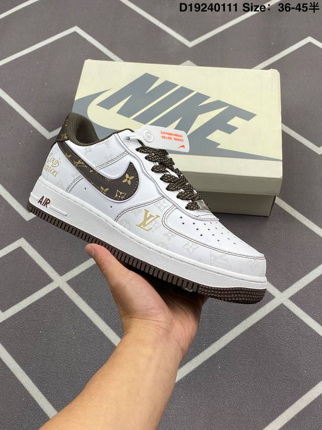 170 公司级耐克Nike Air Force 1‘07 空军一号低帮百搭休闲运动板鞋。柔软、弹性十足的缓震性能和出色的中底设计，横跨复古与现代的外型结合，造就 - 点击图像关闭