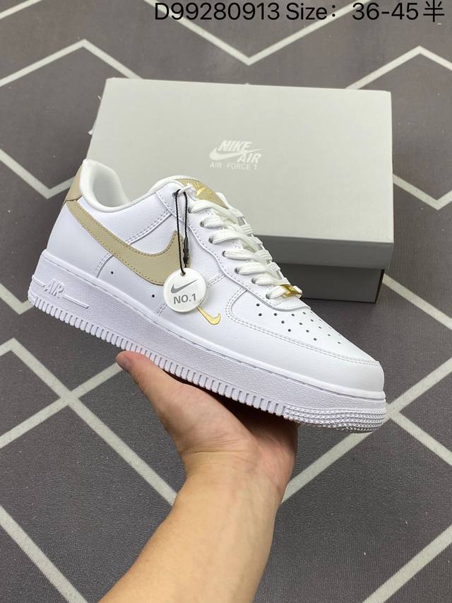 200 Nike Air Force 1 Low 空军一号低帮百搭休闲运动板鞋 弹性十足的缓震性能和出色的中底设计 复古与现代的外型结合 造就出风靡全球三十多年