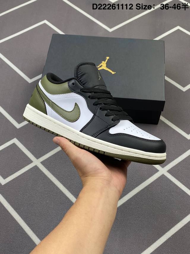 180 耐克 乔丹Air Jordan 1 Low Aj1 乔1 乔丹1代Aj1 低帮复古文化休闲运动篮球鞋。从1985 年面世的元年款汲取设计灵感，采用简洁大