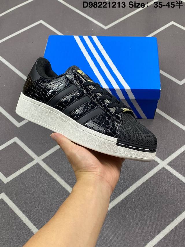 160 【真标】阿迪达斯 新品 Adidas Superstar 三叶草经典贝壳头系列 新款休闲板鞋潮流男女士运动鞋 鞋面柔软皮革材质 标志性的贝壳鞋头，锯齿三