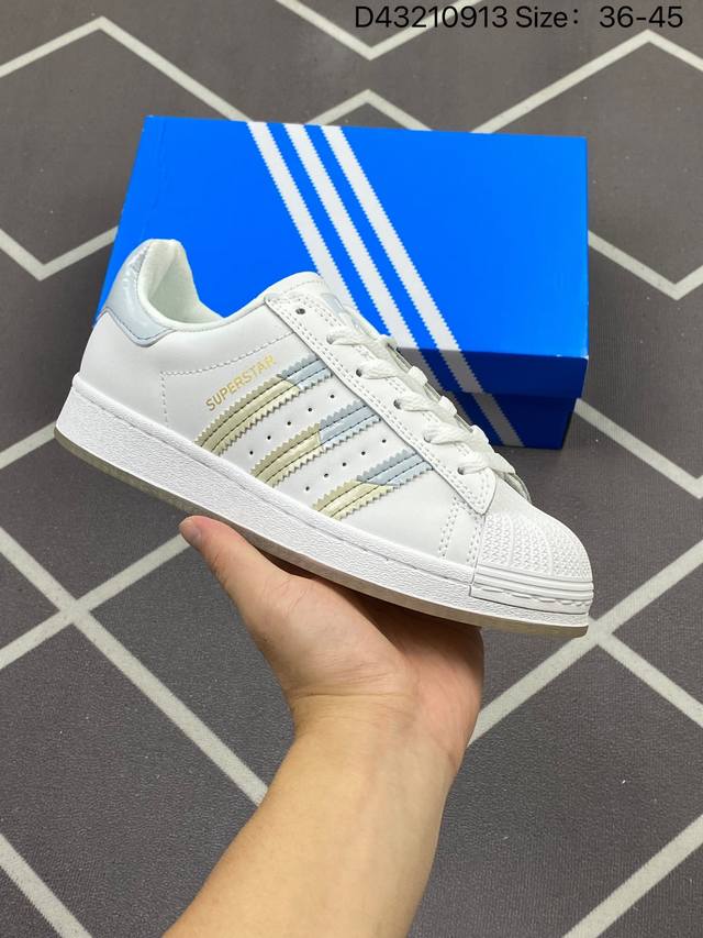 150 公司级阿迪达斯Adidas三叶草 Originals Superstar Pride Rm贝壳头系列低帮经典百搭休闲运动板鞋 货号:Fz6002 尺码如