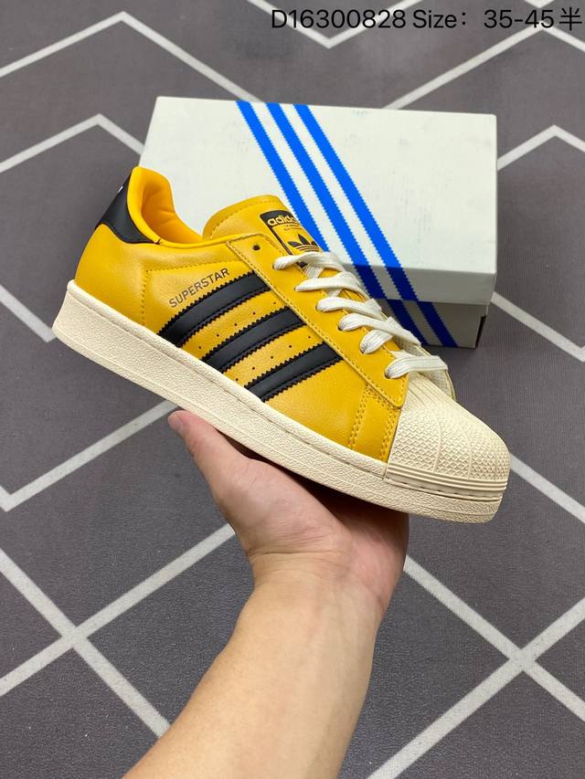 210 阿迪达斯 Adidas Superstar 三叶草经典贝壳头系列 新款休闲板鞋潮流男女士运动鞋 。鞋面柔软皮革材质 标志性的贝壳鞋头，锯齿三条纹，简约的 - 点击图像关闭