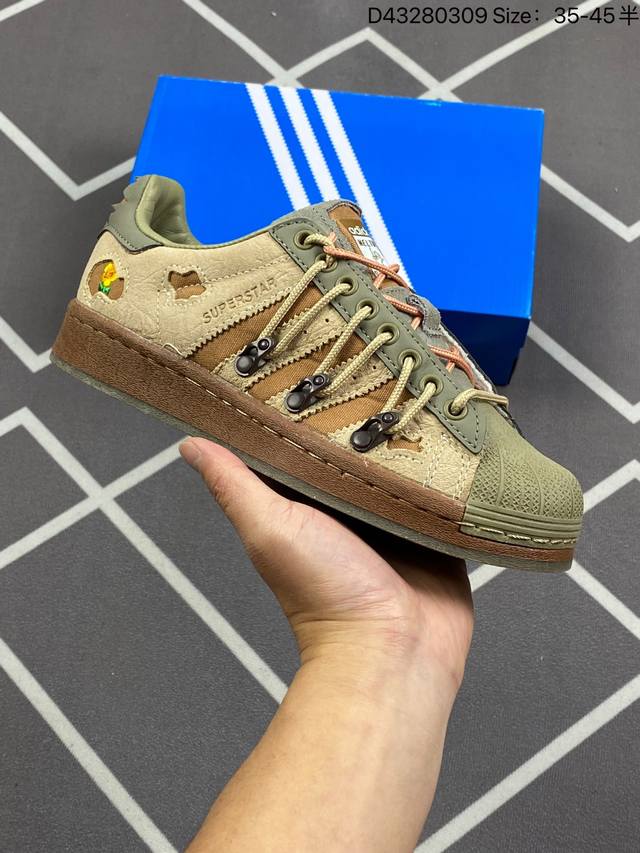 200 阿迪达斯Adidas三叶草 Originals Superstar Pride Rm贝壳头系列低帮经典百搭休闲运动板鞋 货号 Hq6340 编码：D43