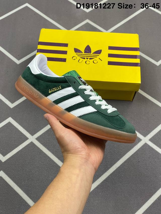 130 阿迪达斯 Adidas Originals X Gucci Gazelle 阿迪古驰联名经典休闲板鞋 复古男女运动鞋，融汇两个品牌丰富且历史悠久的典藏元