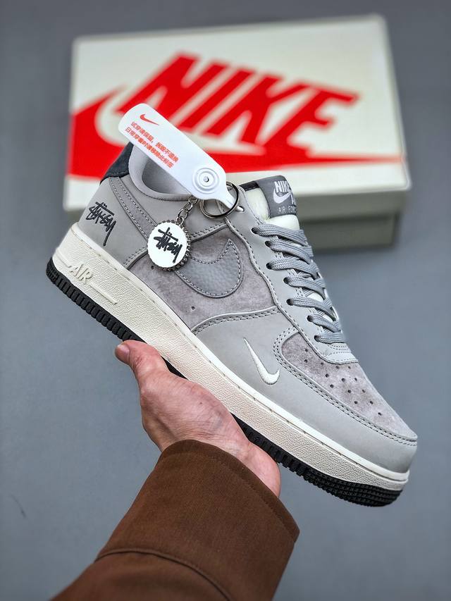 290 Nike Air Force 1 '07 Low “斯图西联名星河灰”空军一号 低帮 运动鞋 休闲鞋 折边针车 工艺难度大 原楦头原纸板 原装鞋盒 定