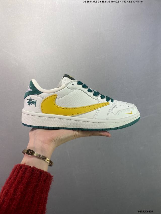 230 公司级Nike Air Jordan 1 Low 定制配色 定制Aj联名-高端定制 低帮复古文化板鞋 #定制鞋盒 大厂纯原品质出货 超高清洁度 皮料切割