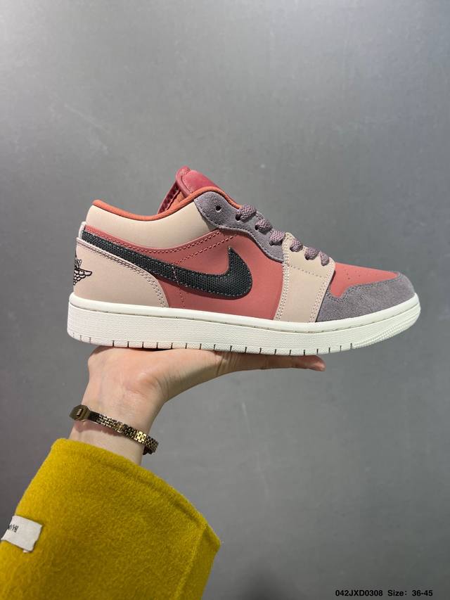 180 公司级Air Jordan 1 Low Aj1乔1低帮休闲板鞋 同步官方配色 市场唯一独家头层皮打造 原鞋原档案开发 原厂皮料 原档冲孔鞋头 正确满胶鞋 - 点击图像关闭