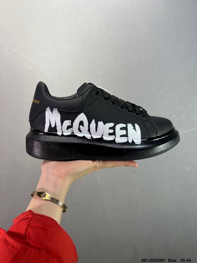 180 公司级意大利高奢品牌Alexander Mcqueen亚历山大·麦昆 Sole Leather Sneakers低帮时装厚底休闲运动小白鞋 货号:553