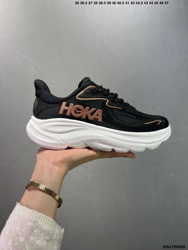 200 公司级小红书推荐Hoka M Clifton 10全新配色 这个品牌来自于新西兰的毛利语，Hoka表示大地，One One表示飞越，连起来就是飞越地平线