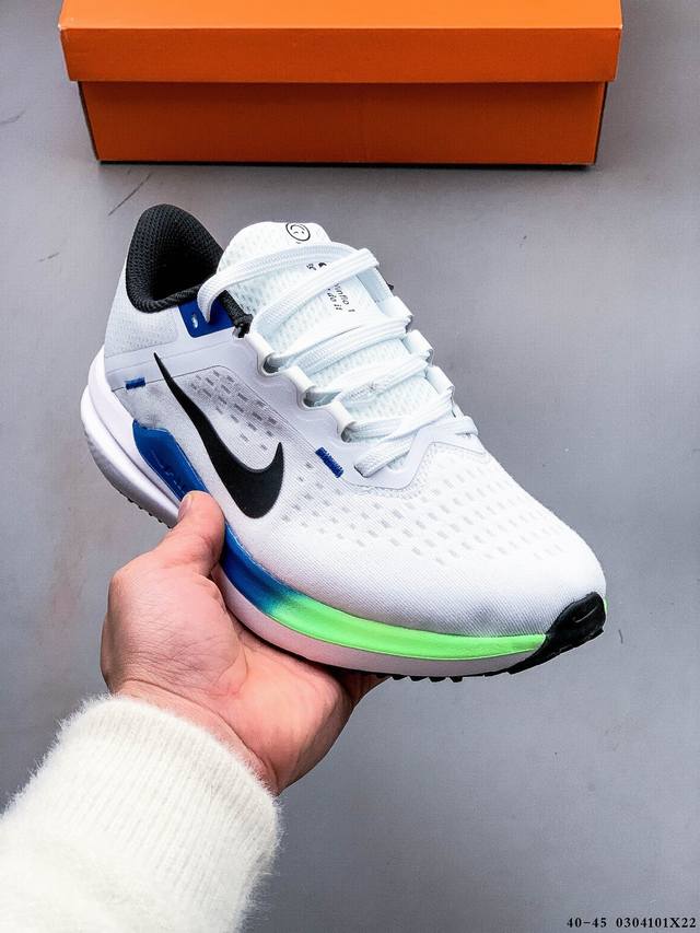 160 耐克Nike Zoom Winflo 10 登月W10轻质透气休闲运动跑步鞋。升级中底为Cushlon St，材质上更显得轻盈透气，耐磨性提高同时也使运