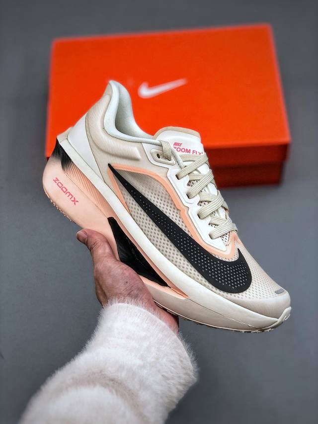 360支持放店 纯原版本 Nike Air Zoom Rival Fly 6 超轻跑步鞋织物减震轻盈跑步鞋 该鞋款专为训练和竞速而生 助力疾速畅跑采用柔软的泡绵