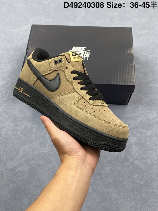 170 耐克Nike Air Force 1 Low 空军一号低帮百搭休闲运动板鞋 柔软、弹性十足的缓震性能和出色的中底设计，横跨复古与现代的外型结合，造就出风