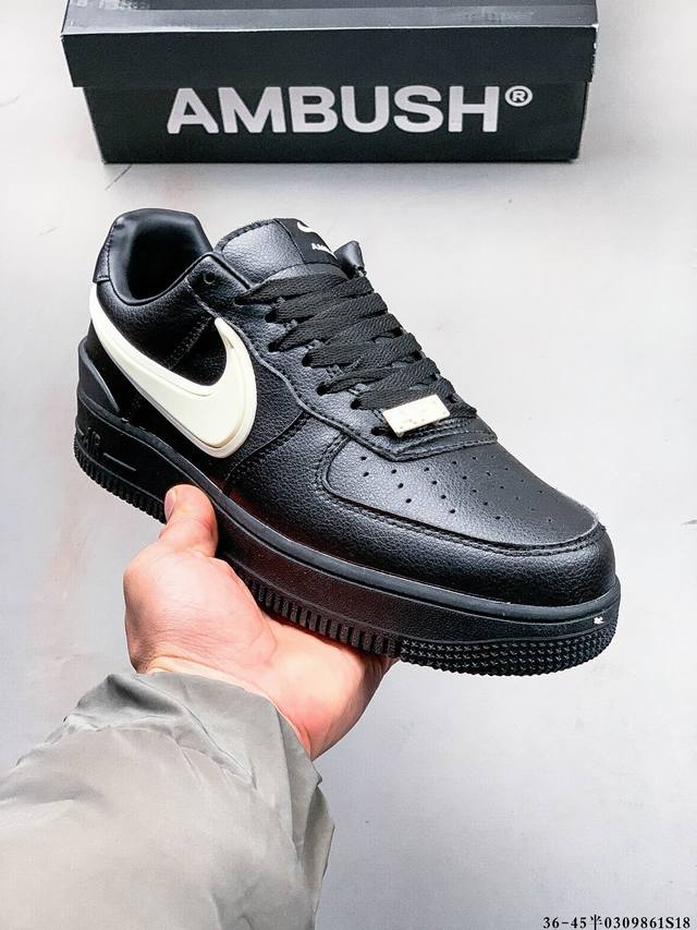 130 Ambush X Nike Air Force 1 Low联名空军一号低帮 大厂批次 原鞋开发 原楦原纸板 采用原厂皮料 还原细节 正确拉帮工艺 030 - 点击图像关闭