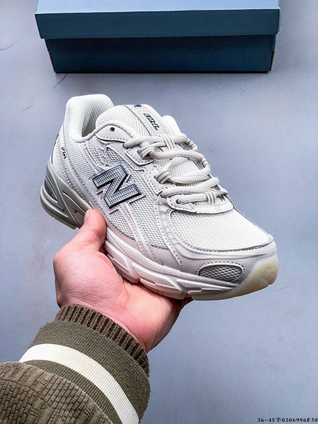 210 New Balance Nb740 英产 轻便复古休闲运动跑步鞋 全鞋身以网格布作为基地，在细节部分以皮革作为辅助添加，流线感很强。外形和New Bal - 点击图像关闭