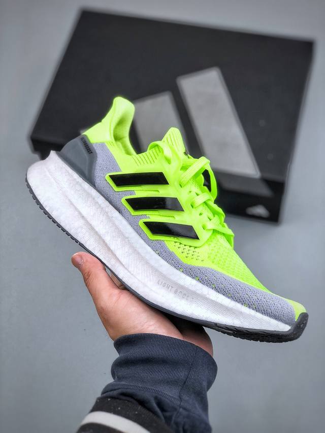 350支持放店 Adidas Ultraboost 5X Id8819 阿迪达斯新款休闲爆米花跑步鞋尺码：39 40 40.5 41 42 42.5 43 44