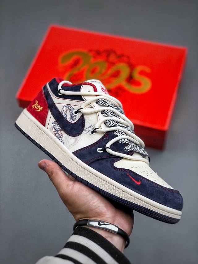 500支持放店 Air Jordan 1 Low Og Sp Aj1 乔1蛇年限定 红蓝抽绳 低帮文化休闲板鞋 Sj9950-051 尺码：36 36.5 37 - 点击图像关闭