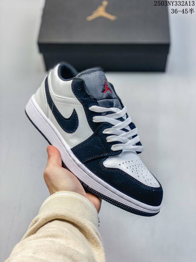 120 Air Jordan 1 Low 低帮 乌梅子酱 Aj1 乔丹1代 Aj1 乔1 低邦 波尔多酒红 紫红白 乔丹篮球鞋系列 鞋款整体采用酒红和白色的配色 - 点击图像关闭