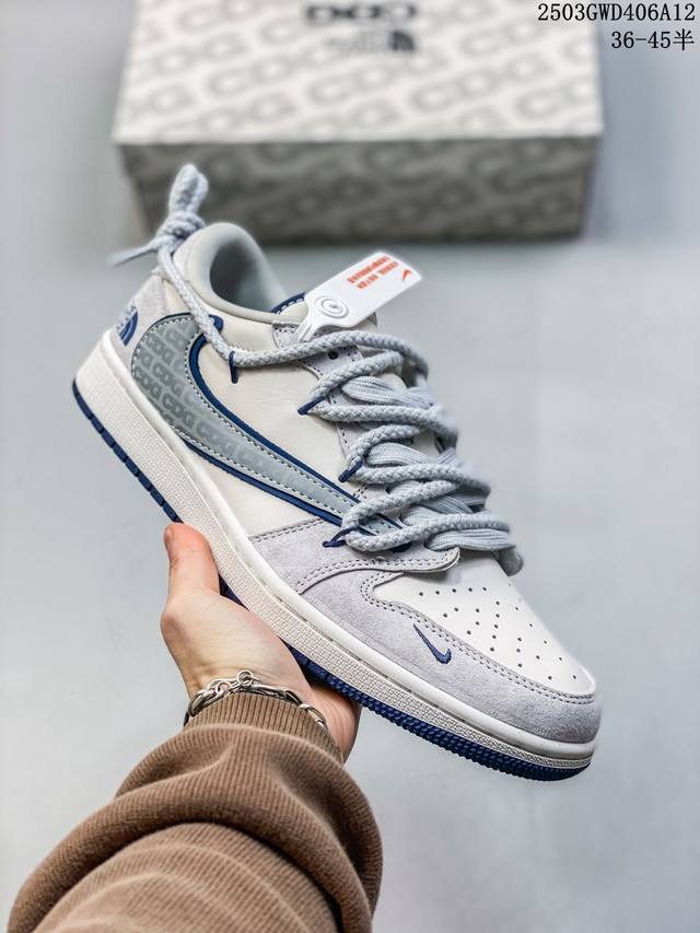 340 海外爆款限量发售！Travis Scott X Fragment Design X Jordan Air Jordan 1 Low Og Sp “北面联