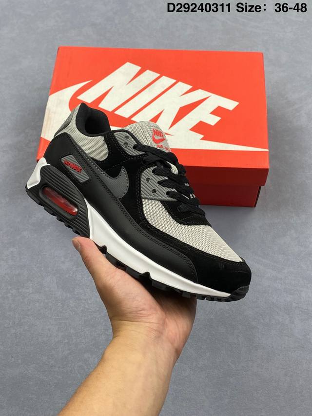 170 Nike耐克运动鞋 Air Max 90 健身运动跑鞋休闲鞋 复古风十足！Air Max 90 作为 Nike 旗下最经典的鞋型之一，凭借着百搭的造型，