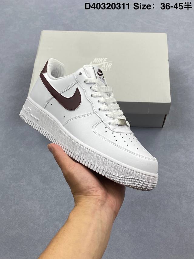 220 公司级 Nike Air Force 1 舒适百搭时尚 防滑耐磨 低帮 板鞋 男款 白色 货号: Fj4146-112 编码:D40320311 尺码: