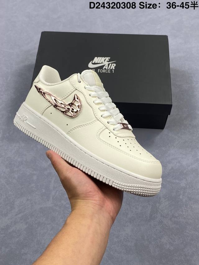 220 公司级 Nk Air Force 1 Low 空军一号低帮休闲板鞋 If1686-161 原厂冲刀皮料切割干净 无任何毛边 打造纯正空军 全掌内置蜂窝 - 点击图像关闭