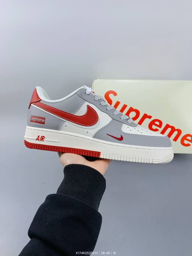 ：260 耐克Nike Air Force 1 Low 空军一号 Diy定制款 低帮百搭休闲运动板鞋 柔软、弹性十足的缓震性能和出色的中底设计，横跨复古与现代的