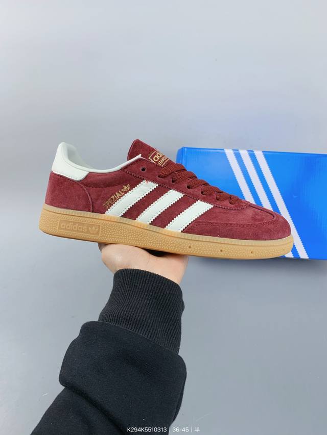 ：140 公司级Adidas Handball Spezial 阿迪达斯经典款 复古休闲板鞋 全鞋采用反毛皮制作 牛筋耐磨大底 承载青春情怀的板鞋 经典三条杠