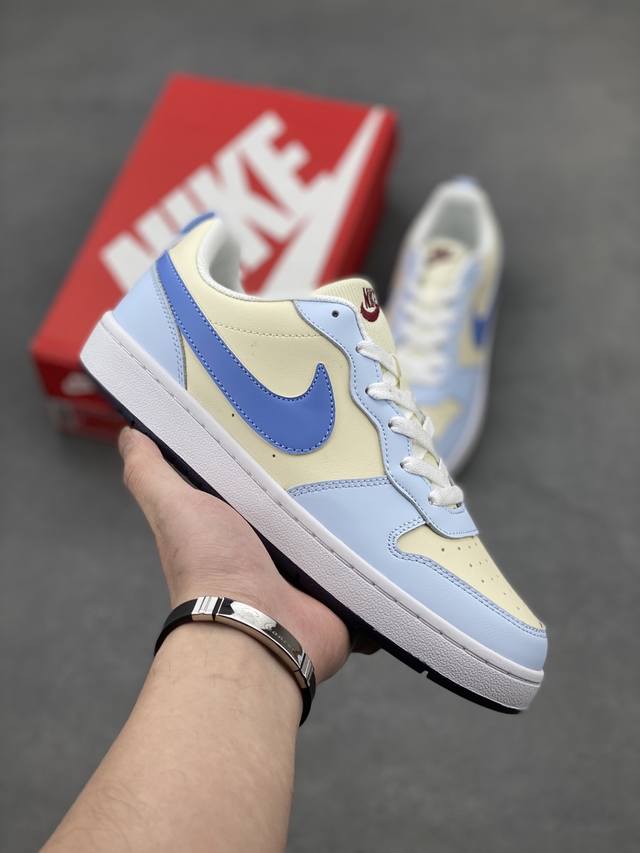 超级福利 核心特价100 长期补货 Nike Court Borough Low 低帮百搭透气休闲运动板鞋男女鞋 经典耐用的设计，兼顾舒适脚感和出众风范，演绎匠