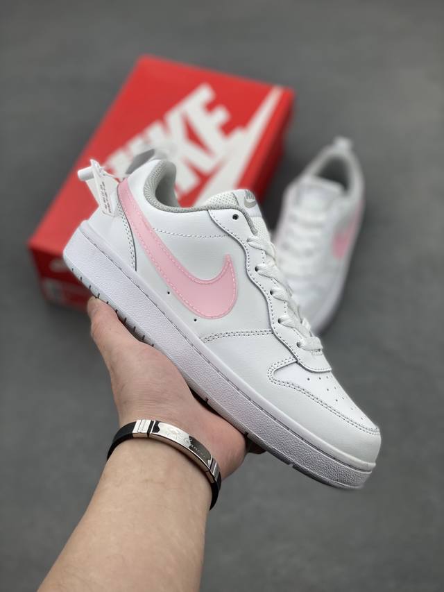 超级福利 核心特价100 长期补货 Nike Court Borough Low 低帮百搭透气休闲运动板鞋男女鞋 经典耐用的设计，兼顾舒适脚感和出众风范，演绎匠