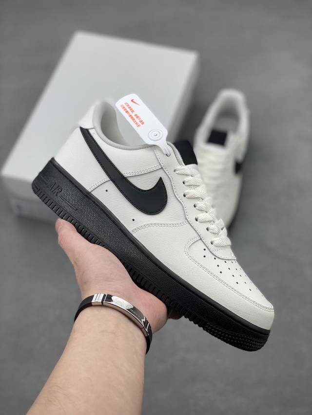 本地自取260 海外限量发售！公司级Nike Air Force 1 '07 Low 空军一号 低帮 运动鞋 休闲鞋 折边针车 工艺难度大 原楦头原纸板 原装鞋