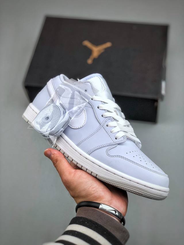 180 Air Jordan 1 Low Aj1 乔1淡蓝色 低帮文化休闲板鞋 Fv8486-400 尺码：36 36.5 37.5 38 38.5 39 40