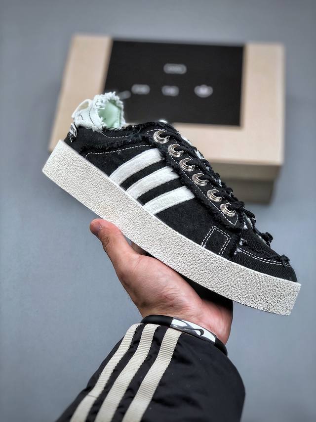 阿迪达斯adidas Originals Campus 00S 学院系列面包风经典复古低帮百搭休闲运动板鞋货号 Id4791尺码36-45 半