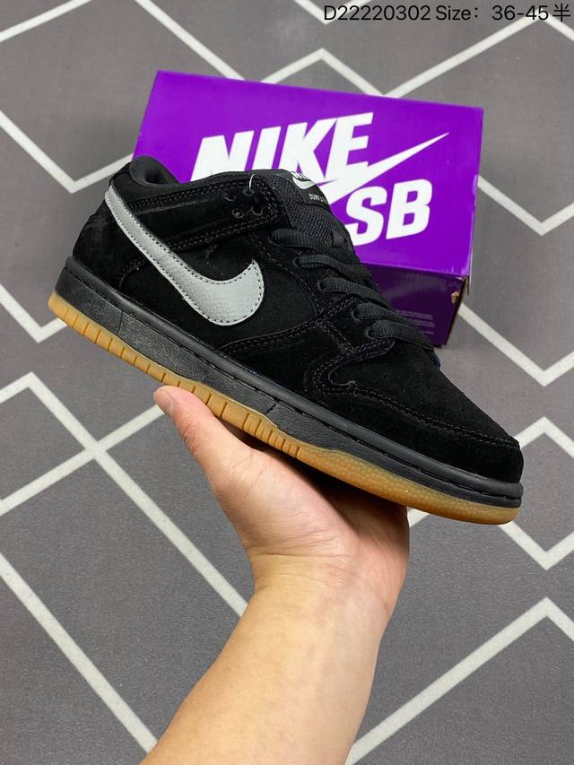 耐克 Nike Sb Dunk Low Pro 男 女滑板鞋 经典复古运动鞋 采用低帮设计 塑就经典 Dunk 风格 鞋垫后跟搭载 Zoom Air 气垫 加衬