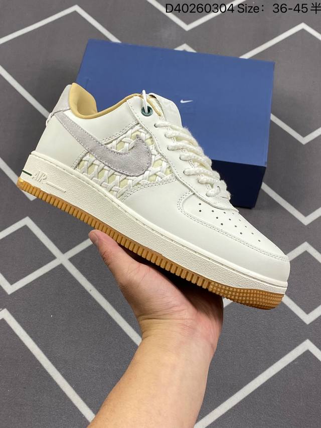 耐克nike Air Force 1 Low 空军一号低帮百搭休闲运动板鞋 柔软 弹性十足的缓震性能和出色的中底设计 横跨复古与现代的外型结合 造就出风靡全球三