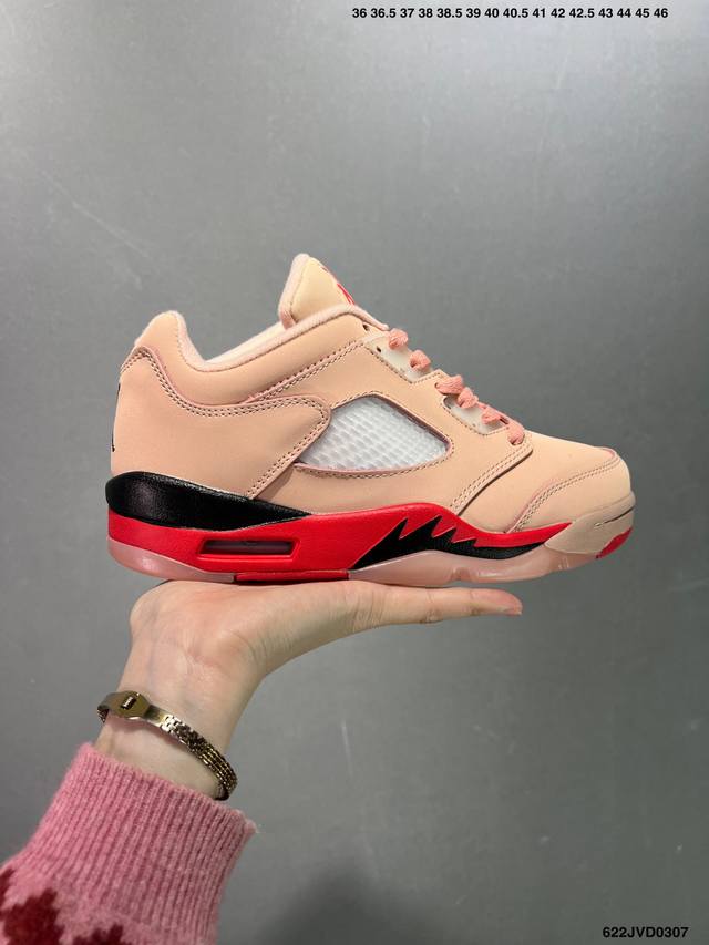 公司级air Jordan 5 Low Expression Aj5 乔5绒面白 低帮篮球鞋 Da8016- #鞋款采用绒面革抽象设计鞋面 搭配黑色 Jumpm