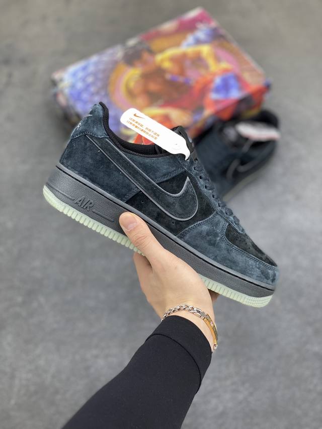 秋冬新品 公司级 Nike Air Force 1 Low 07 黑麂皮夜光空军一号低帮休闲板鞋 原厂麂皮 原楦原纸板 纯正版型 正品nfc感应芯片 高清洁度