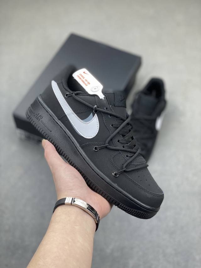 耐克 Nike Air Force 1 07 空军一号af1 低帮百搭休闲运动板鞋 柔软 弹性十足的缓震性能和出色的中底设计 横跨复古与现代的外型结合 造就出风