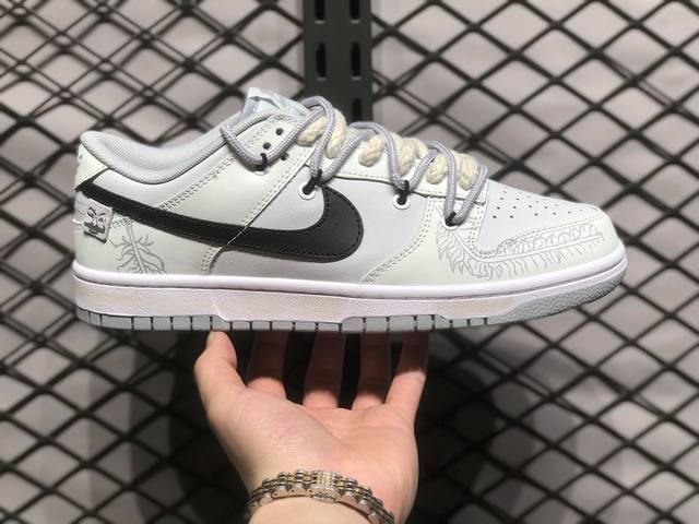 Nike Dunk 全套原楦原模倾力打造完美版型 独家原厂航空铝磨具打磨大底 鞋头坡度极致还原 无解鞋型 原盒原配 圈内天花板工艺 原厂冲刀 超高清洁度 全鞋零