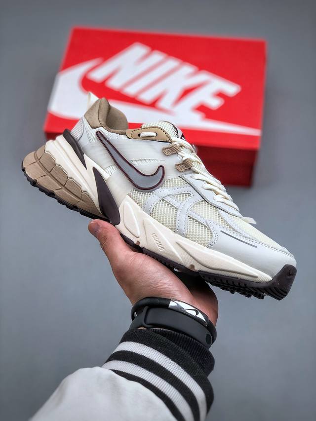 Nike Wmns V2K Runtekk Low Titanium Steel Grey 复古潮系列未来复古老爹风百搭休闲运动慢跑鞋 钛钢灰 Fd0736-1