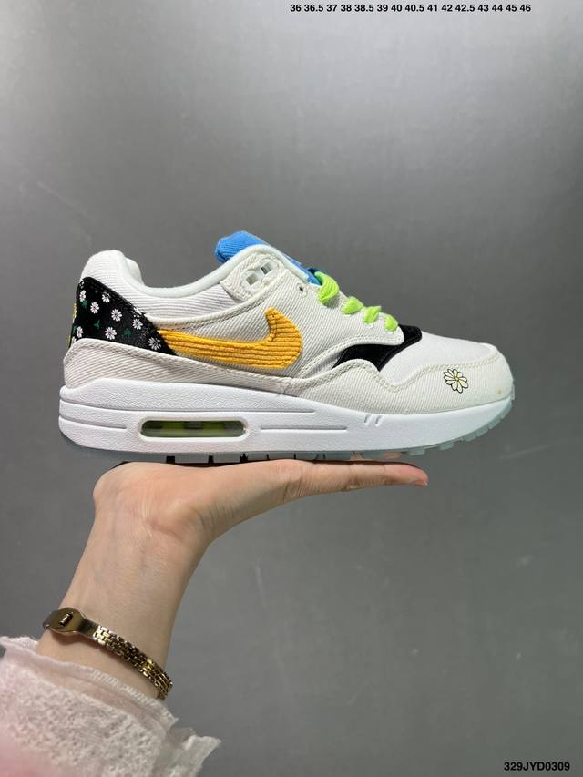 公司级耐克 Nike Air Max1 Sp混合科技 透气后掌半气垫慢跑鞋 兼具非凡优质外观和出色穿着体验 性能出众的一双透气鞋面后置半掌气垫运动鞋 货号 Dc