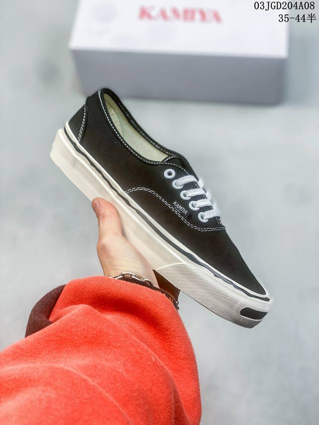 Vans Sk8-Mid 糖果色 经典配色 百搭不过时 尺码 35-44带半码 工艺 硫化1:1 重量1:1 真标 原钢印 材质标 鞋型标 合格证 03Jgd2