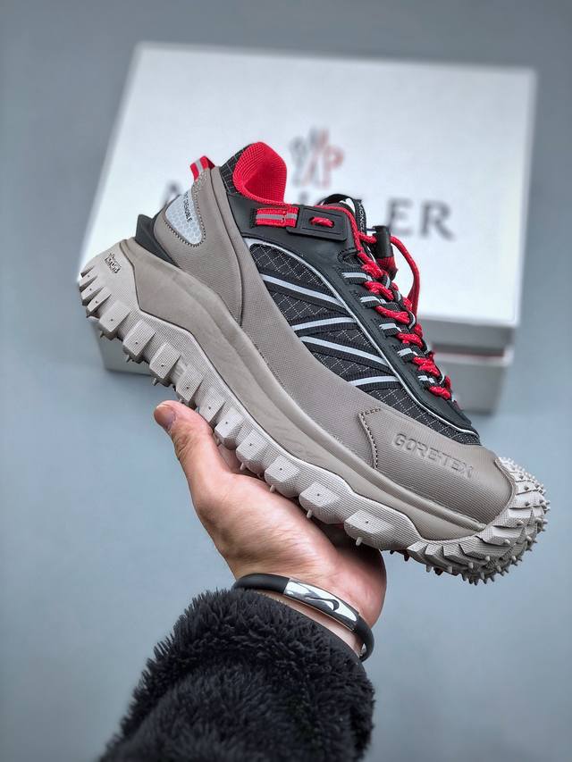 Moncler 盟可睐 蒙口 Trailgrip Gtx 抗撕裂材质山地户外鞋 鞋身采用cordura防撕裂尼龙 Gore-Tex防水材质 中底内置全掌碳板 支