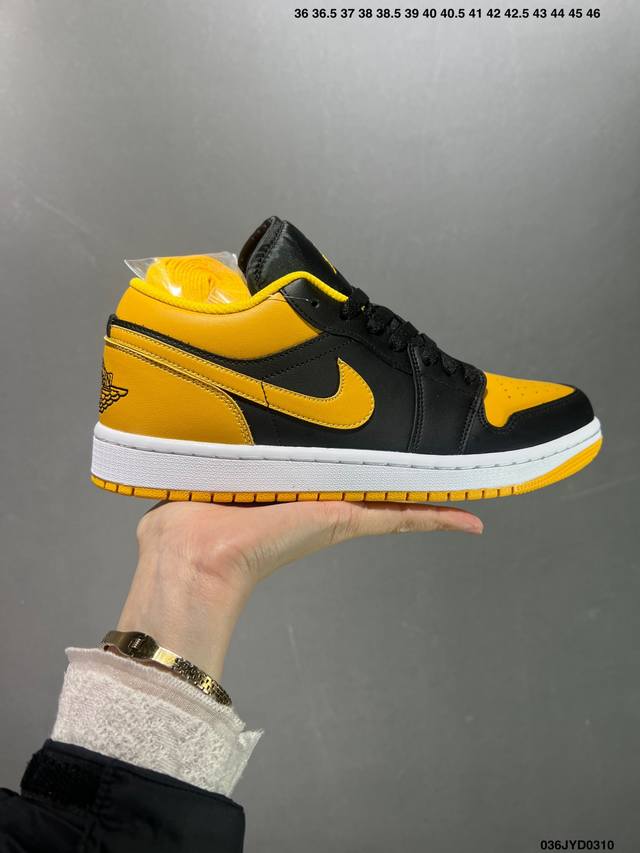 公司级air Jordan 1 Low 新配色 Aj1乔1 低帮休闲板鞋 同步官方配色 原鞋原档案开发 原档冲孔鞋头 正确满胶鞋垫 四线拉帮 原厂织唛标 鞋舌高