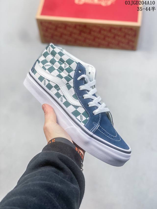 公司级万斯vans Sk8-Mid 蓝白棋盘格 令人欲罢不能的棋盘格 不允许你没有 经典棋盘格 百看不腻 这个冬季vans邀请你来一起下棋 Size 35 36