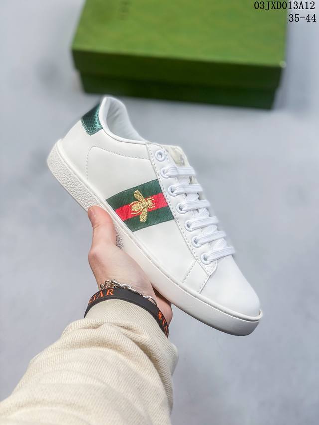 Gucci 古驰官方今年最新款女鞋 香港-专柜同步 全品相 顶级进口材料 极为亲肤舒适 摸上去非常的细腻 版型上很正尺码35-44 03Jxd013A12