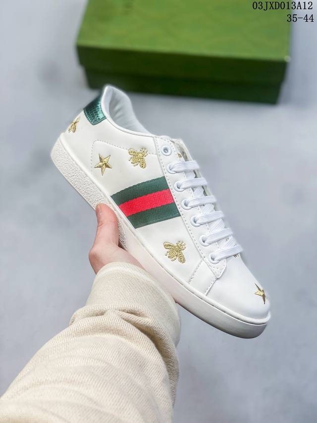 Gucci 古驰官方今年最新款女鞋 香港-专柜同步 全品相 顶级进口材料 极为亲肤舒适 摸上去非常的细腻 版型上很正尺码35-44 03Jxd013A12