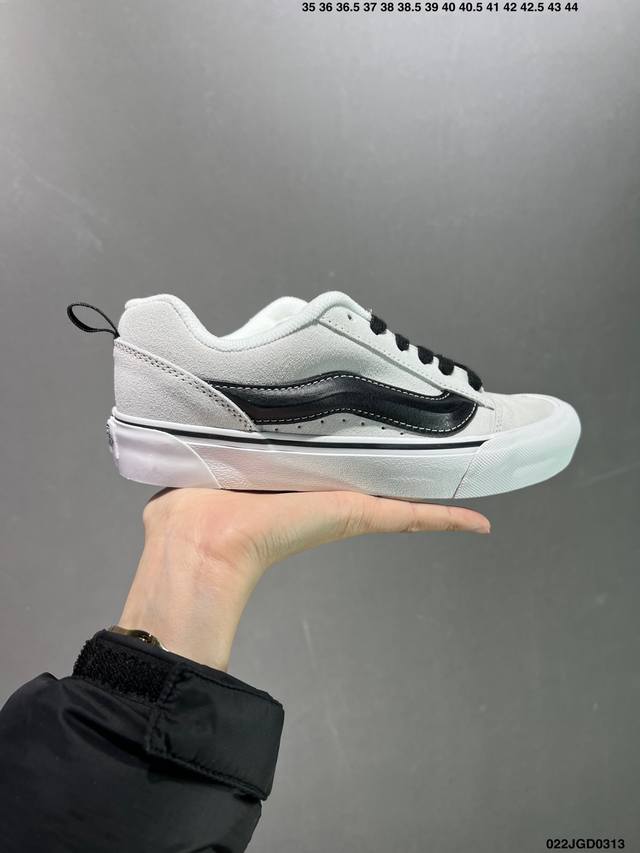 Vans Classics Knu Skool 苏格兰格纹拼接 厚鞋舌面包鞋 Vans联名超火的土豆鞋 复古经典 鞋头放大 包边上移加厚 鞋舌加厚 Vans C