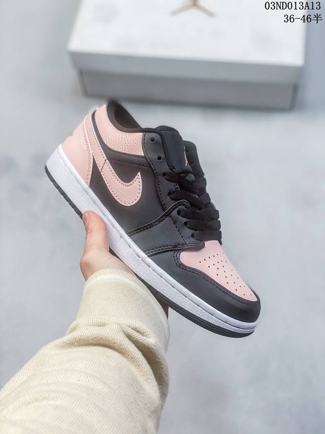 真标带半码 乔丹air Jordan 1 Low Aj1 Wh 乔1 低帮复古文化休闲运动篮球鞋 凭借出色的性能和吸睛的外观 Air Jordan直是风球场和街