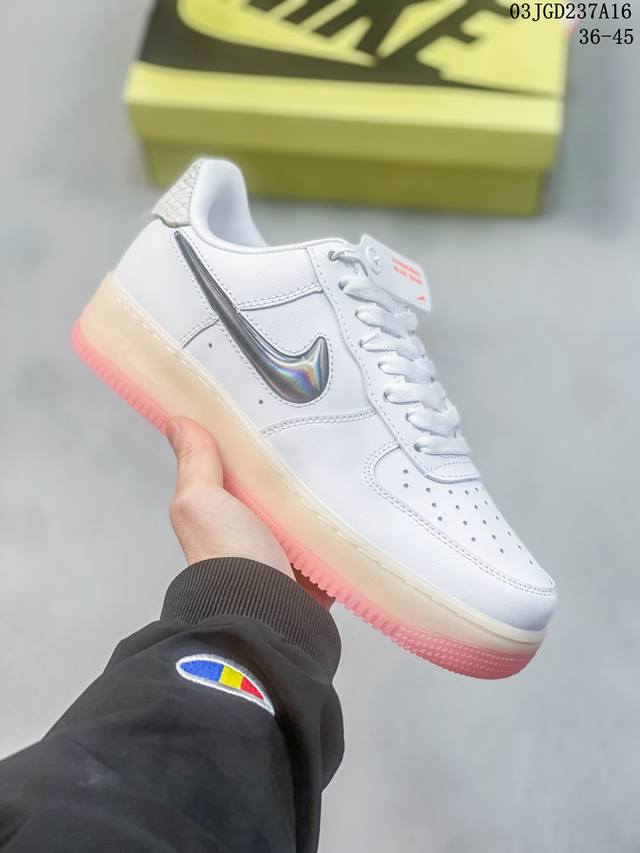 公司级带半码 耐克nike Air Force 1 Low 空军一号低帮休闲板鞋 打造纯正空军版型#专注外贸渠道 全掌内置蜂窝气垫 #原盒配件 原厂中底钢印 拉